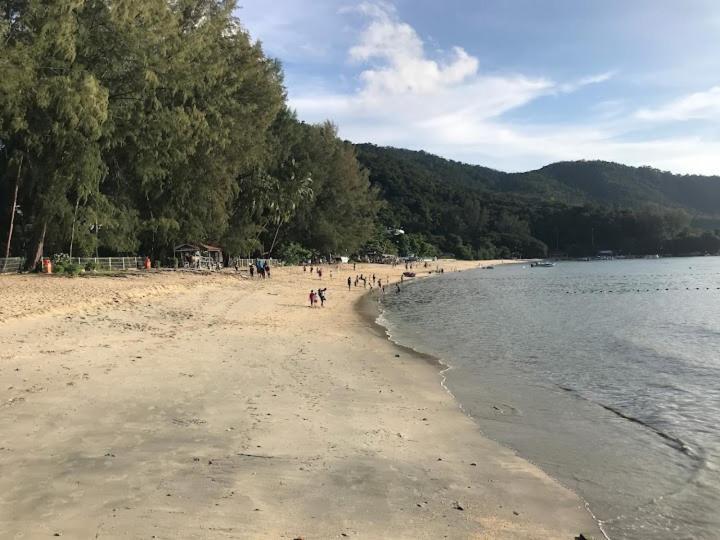 My Cozy Nest - Near Beach บาตูเฟอริงกี ภายนอก รูปภาพ