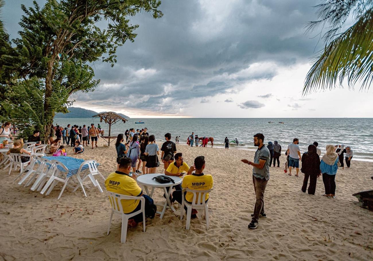 My Cozy Nest - Near Beach บาตูเฟอริงกี ภายนอก รูปภาพ