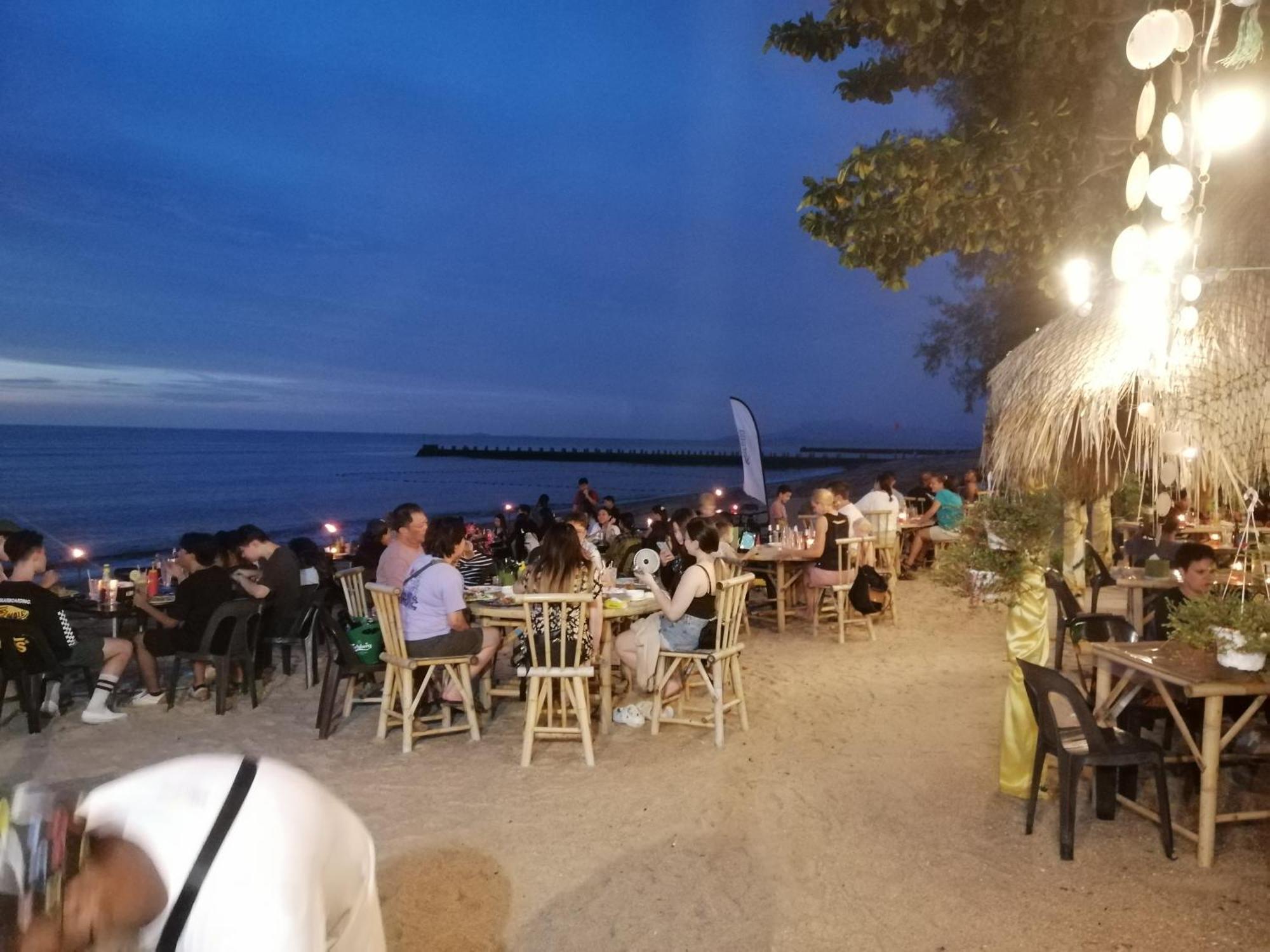 My Cozy Nest - Near Beach บาตูเฟอริงกี ภายนอก รูปภาพ