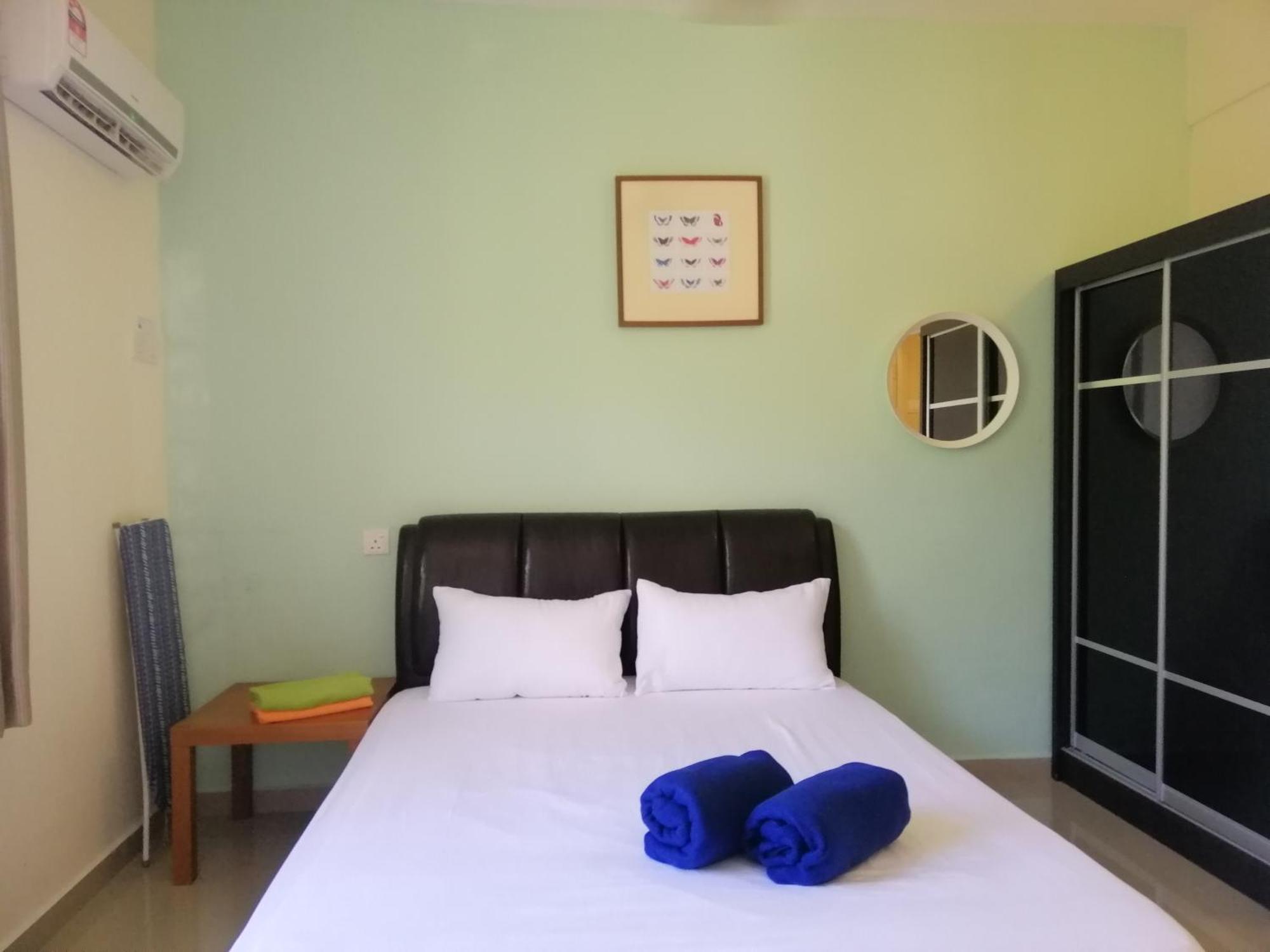 My Cozy Nest - Near Beach บาตูเฟอริงกี ห้อง รูปภาพ