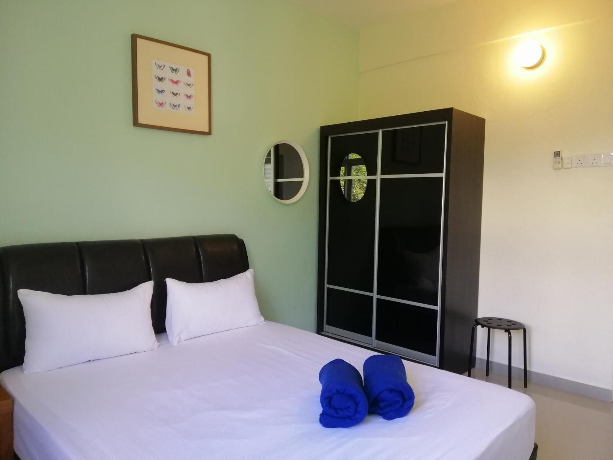 My Cozy Nest - Near Beach บาตูเฟอริงกี ห้อง รูปภาพ